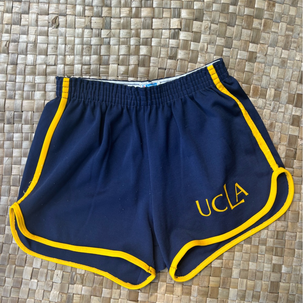 TRUE VINTAGE UCLA SHORT SHORTS